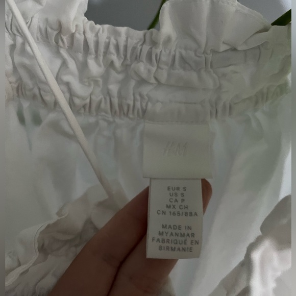 H&M flowy dress - Picture 2 of 3